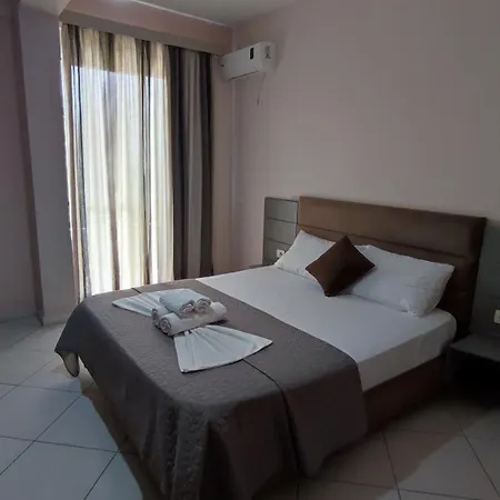 Olivio, Hotel Dhërmi