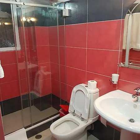 Olivio, Szálloda *