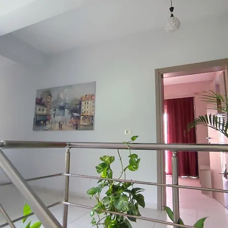 Olivio, Hotel Dhërmi